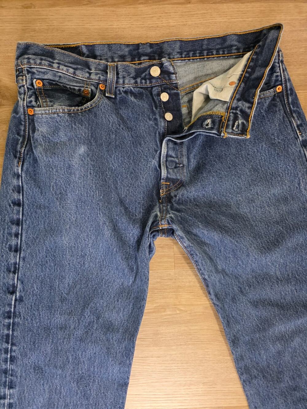 TÍTULO  Levi's 501 Original Jeans Men's W34 L34 Button Fly Medium Wash Denim